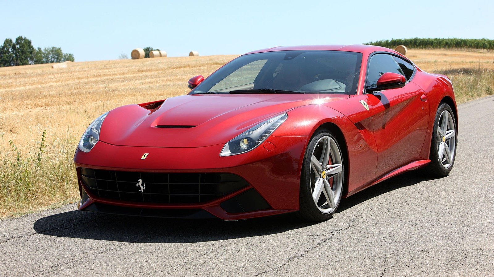Ferrari F12 Berlinetta: A Modern Classic of Italian Performance
